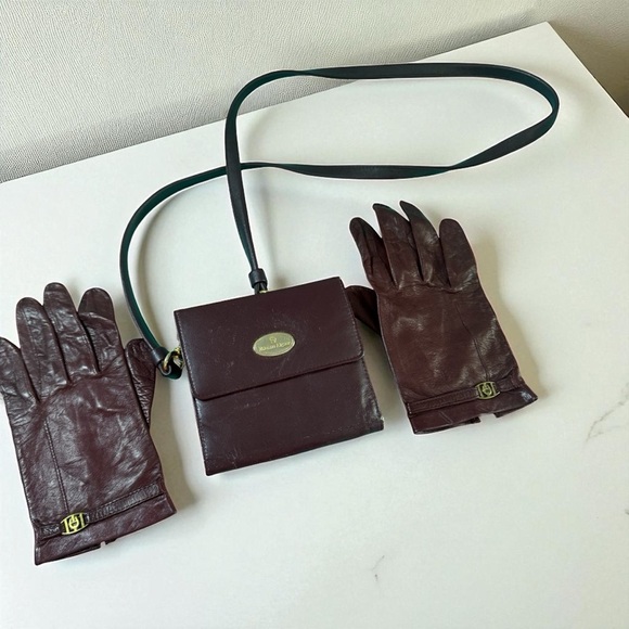 Etienne Aigner Other - Vintage Etienne Aigner All in One Wallet Crossbody and Gloves Brown Leather